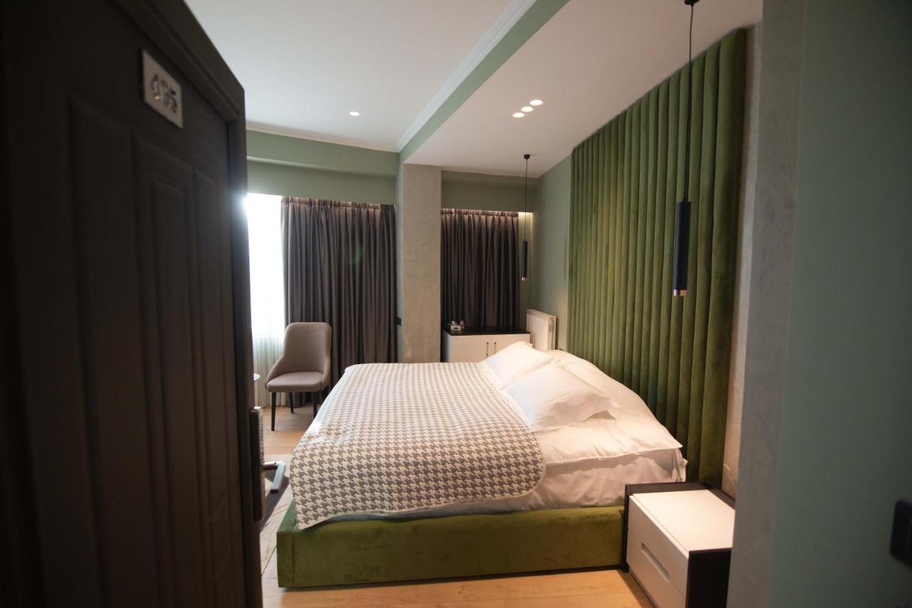 Sky View Hotel คอร์เชอ ภายนอก รูปภาพ