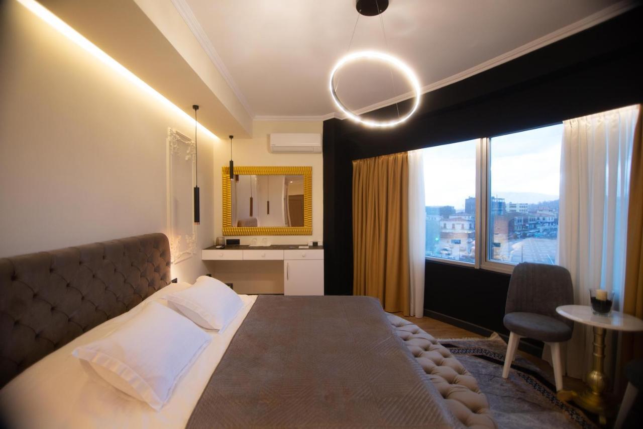 Sky View Hotel คอร์เชอ ภายนอก รูปภาพ